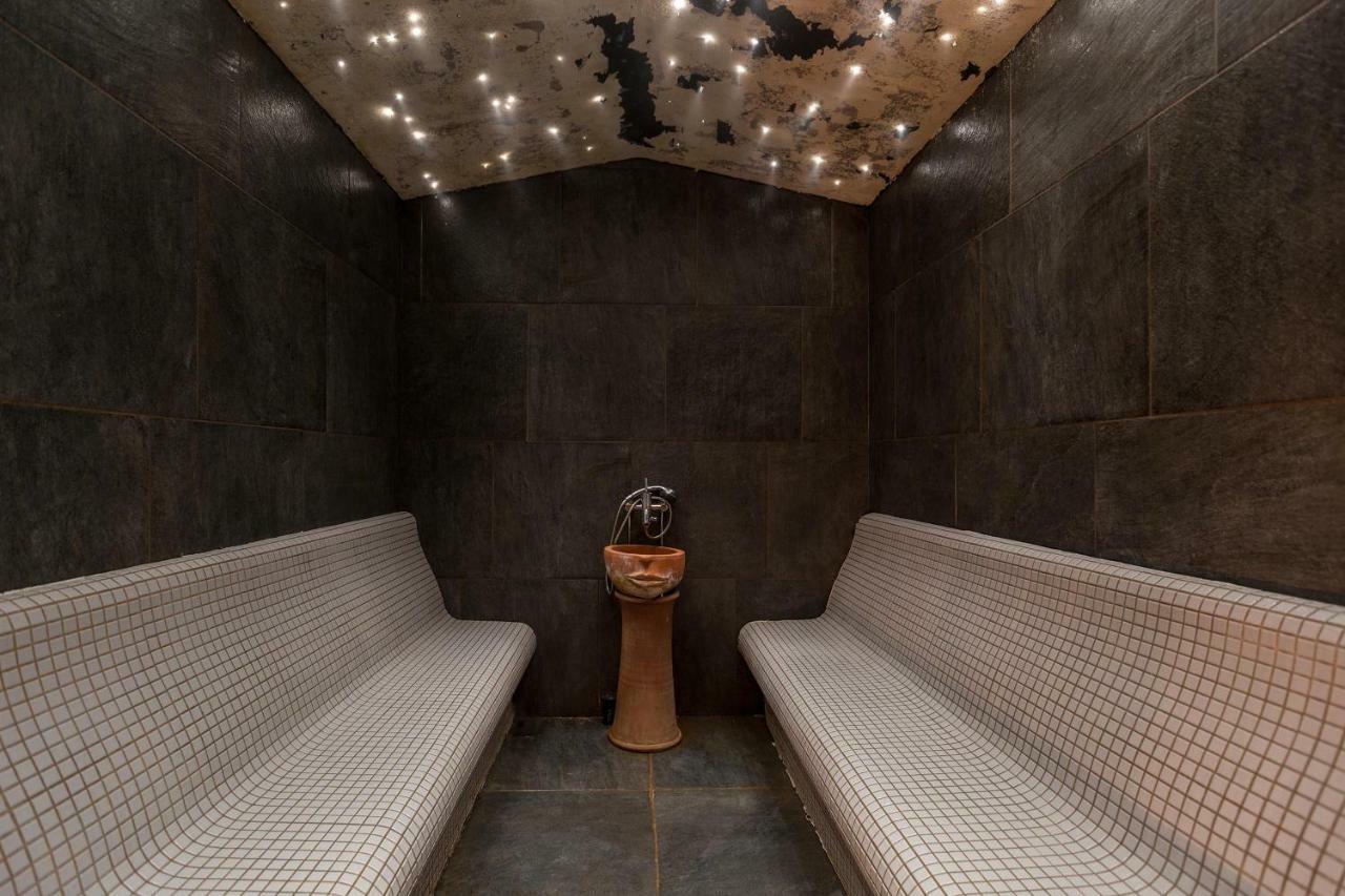 Silver Hotel Матіно Екстер'єр фото